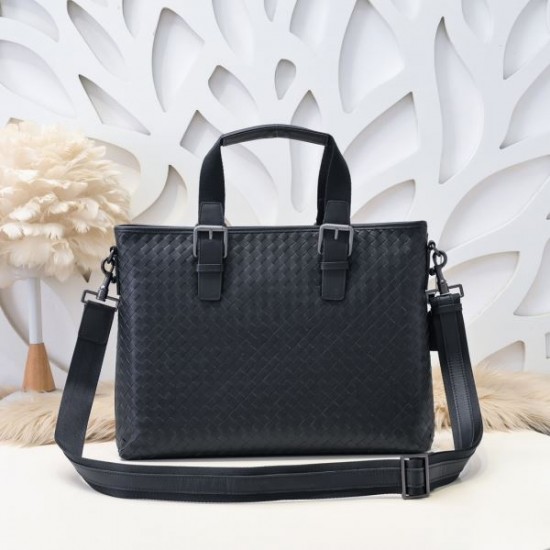 2024FW ブリーフケース BOTTEGA VENETA ボッテガヴェネタ 入手超困難 2024FW ブリーフケース BOTTEGA VENETA ボッテガヴェネタ 入手超困難