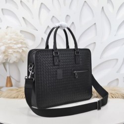 2024FW ブリーフケース BOTTEGA VENETA ボッテガヴェネタ 芸能人愛用