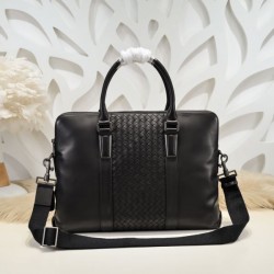 2024FW ブリーフケース BOTTEGA VENETA ボッテガヴェネタ 旬デザイン