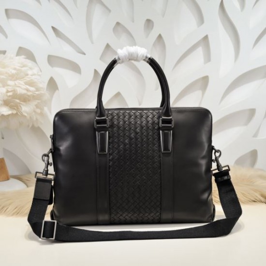 2024FW ブリーフケース BOTTEGA VENETA ボッテガヴェネタ 旬デザイン 2024FW ブリーフケース BOTTEGA VENETA ボッテガヴェネタ 旬デザイン