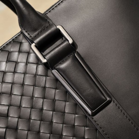 2024FW ブリーフケース BOTTEGA VENETA ボッテガヴェネタ 旬デザイン 2024FW ブリーフケース BOTTEGA VENETA ボッテガヴェネタ 旬デザイン