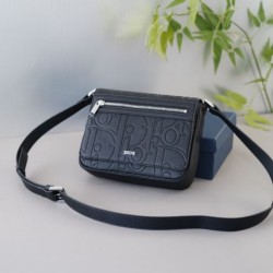 2024FW ショルダーバッグ DIOR ディオール おしゃれの幅が広がり