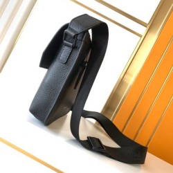 2024FW ショルダーバッグ FERRAGAMO サルヴァトーレ フェラガモ 100％新品