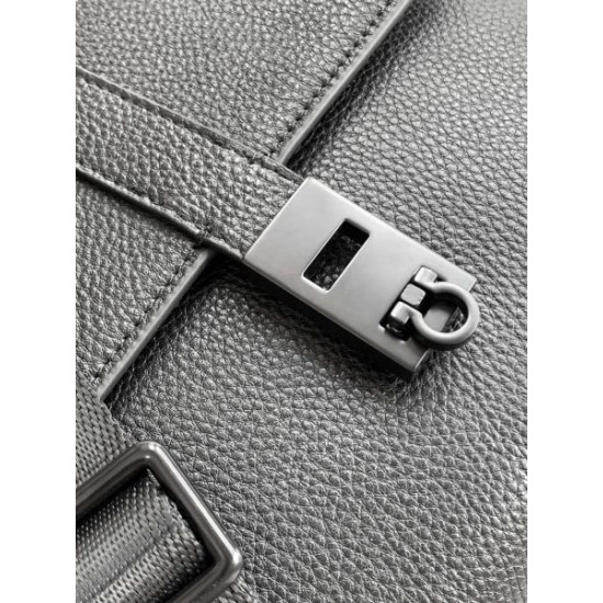 2024FW ショルダーバッグ FERRAGAMO サルヴァトーレ フェラガモ 100％新品