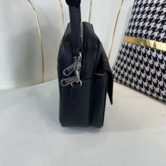 2024FW ショルダーバッグ GUCCI グッチ 今季買い逃した人必見! 2024FW ショルダーバッグ GUCCI グッチ 今季買い逃した人必見!