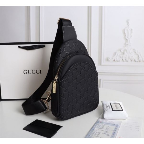 2024FW チェストバッグ GUCCI グッチ 雑誌掲載も多数注目の新作 2024FW チェストバッグ GUCCI グッチ 雑誌掲載も多数注目の新作