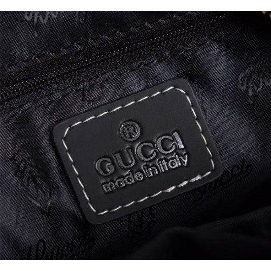 2024FW チェストバッグ GUCCI グッチ 雑誌掲載も多数注目の新作 2024FW チェストバッグ GUCCI グッチ 雑誌掲載も多数注目の新作