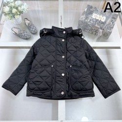 2024FW 綿入れ BURBERRY バーバリー トレンドの最先端に