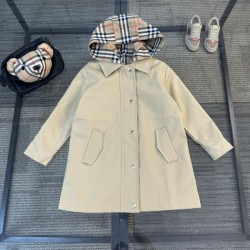 2024FW コート BURBERRY バーバリー オシャレに見せられます