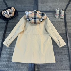 2024FW コート BURBERRY バーバリー オシャレに見せられます