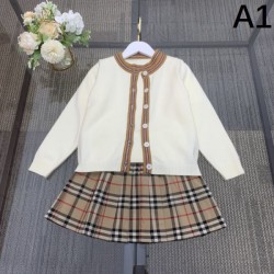 2024FW 上下セット BURBERRY バーバリー 海外のファッション新品 