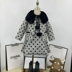 2024FW 上下セット CHANEL シャネル 人気もまだまだ継続しています