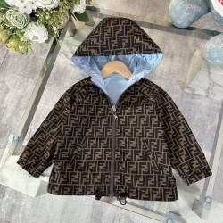 2024FW コート FENDI フェンデイ おしゃれ上級者の印象がある