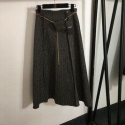 FENDI フェンデイ スカート 2024FW 最旬トレンド間違いなし