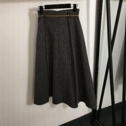FENDI フェンデイ スカート 2024FW 最旬トレンド間違いなし