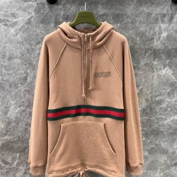 GUCCI グッチ ワンピース 2024FW 毎シーズン存在感のある