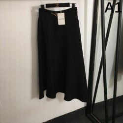 VALENTINO ヴァレンティノ 台型スカート 2024FW 最新でおしゃれな