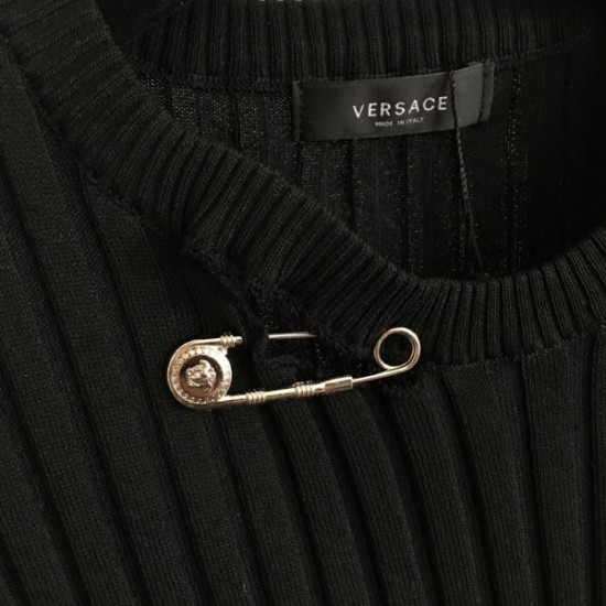 VERSACE ヴェルサーチェ ワンピース 2024FW 秋冬で限定セール! VERSACE ヴェルサーチェ ワンピース 2024FW 秋冬で限定セール!