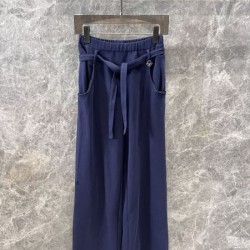 PRADA プラダ カジュアルパンツ 2024FW カジュアルめなコーデ