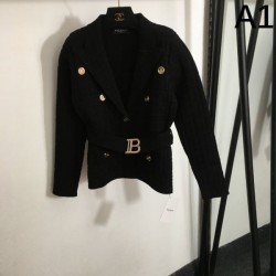 BALMAIN バルマン ニットカーディガン 2024FW 一気にオシャレ上級者