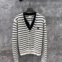 CELINE セリーヌ ニットカーディガン 2024FW 冬のおでかけにもぴったり