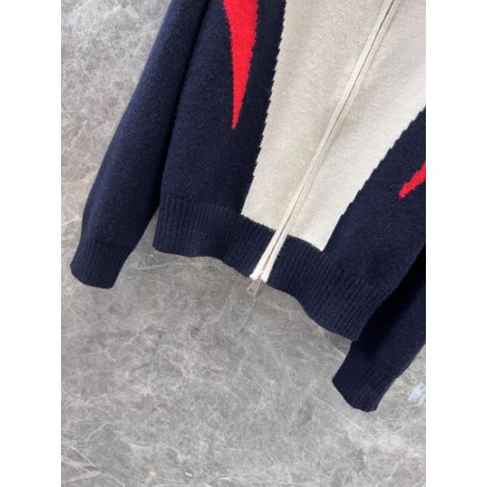 CELINE セリーヌ ニットカーディガン 2024FW 続々とお目見える冬季新作 CELINE セリーヌ ニットカーディガン 2024FW 続々とお目見える冬季新作