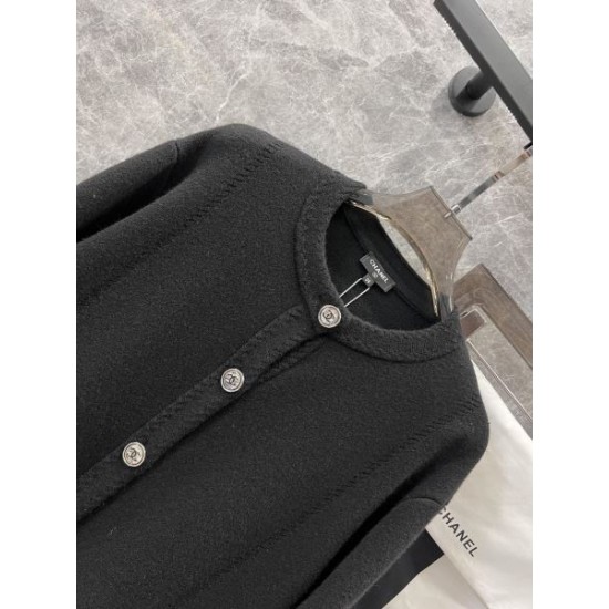 CHANEL シャネル コート 2024FW セレブや芸能人からも愛用 CHANEL シャネル コート 2024FW セレブや芸能人からも愛用