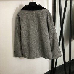 GUCCI グッチ コート 2024FW 最新先取りおしゃれなロゴ入り