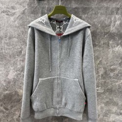 GUCCI グッチ ニットカーディガン 2024FW 若々しい印象や元気よく見える
