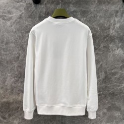 GUCCI グッチ プルオーバー 2024FW クラシックな雰囲気のトップス