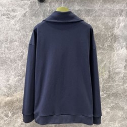 GUCCI グッチ コート 2024FW カジュアルもある絶妙な雰囲気