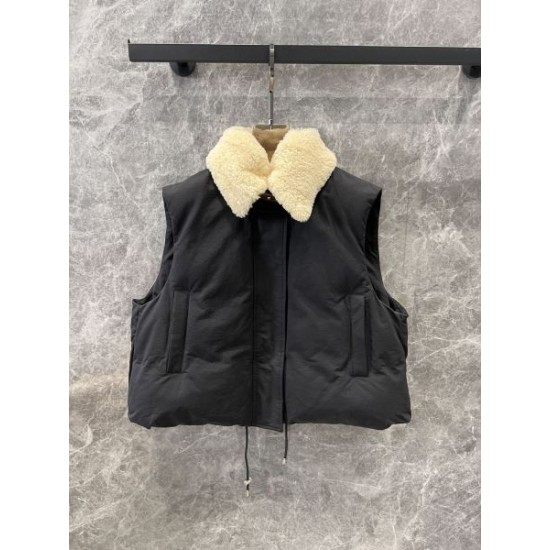 LOEWE ロエベ ベスト 2024FW 上品ですっきり、好感度抜群 LOEWE ロエベ ベスト 2024FW 上品ですっきり、好感度抜群