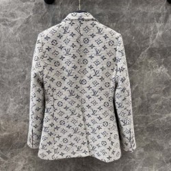 LOUIS VUITTON ルイヴィトン コート 2024FW とても取り入れやすい
