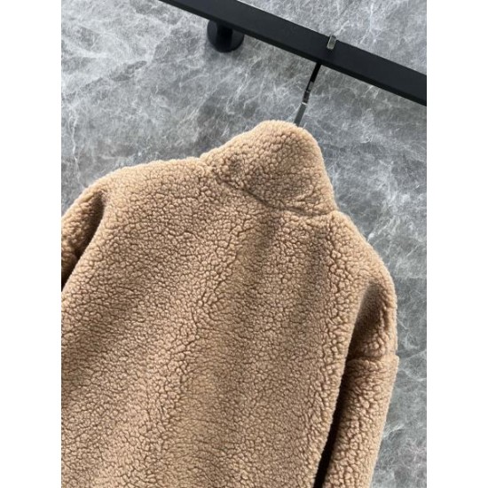 LOUIS VUITTON ルイヴィトン コート 2024FW ファッション感が満点 LOUIS VUITTON ルイヴィトン コート 2024FW ファッション感が満点