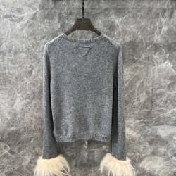 PRADA プラダ ニットカーディガン 2024FW 冬季新作に狙うファン殺到