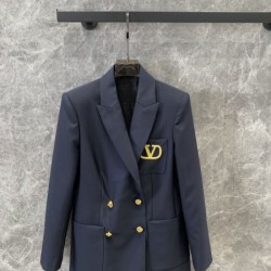 VALENTINO ヴァレンティノ コート 2024FW 毎シーズン活躍する