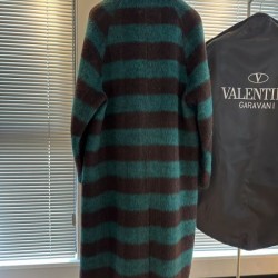 VALENTINO ヴァレンティノ コート 2024FW 強くおすすめしたい