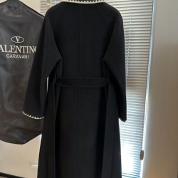 VALENTINO ヴァレンティノ コート 2024FW 人気にも火をつけて