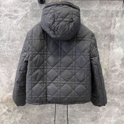 DIOR ディオール 綿入れ 2024FW 季節の変わり目に活躍する
