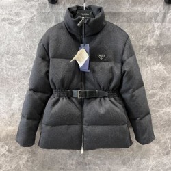 PRADA プラダ ダウンジャケット 2024FW VIPセールで奇跡