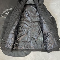 2024FW PRADA プラダ 根強い人気定番商品 メンズ用 ダウンジャケット
