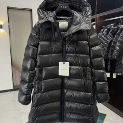 MONCLER モンクレール ダウンジャケット 2024FW 年末年始はセール 