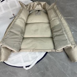 MONCLER モンクレール ダウンジャケット 2024FW セレブも多数愛用 