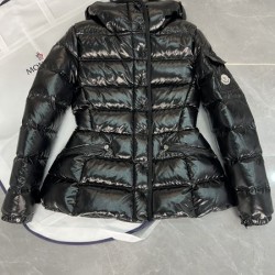 MONCLER モンクレール ダウンジャケット 2024FW 大人カジュアルな 