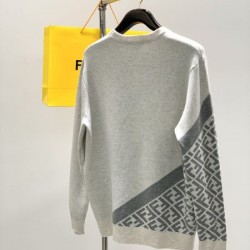 2024FW FENDI フェンデイ カジュアルな雰囲気があり セーター