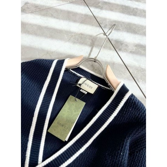 2024FW GUCCI グッチ 素敵デザイン未入荷ブランド ニットカーディガン 2024FW GUCCI グッチ 素敵デザイン未入荷ブランド ニットカーディガン