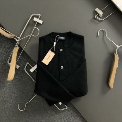 2024FW MIU MIU ミュウミュウ トレンド感たっぷり ニットカーディガン