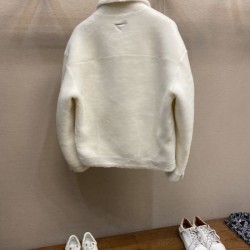 2024FW PRADA プラダ 日本でも根強い人気のブランド コート