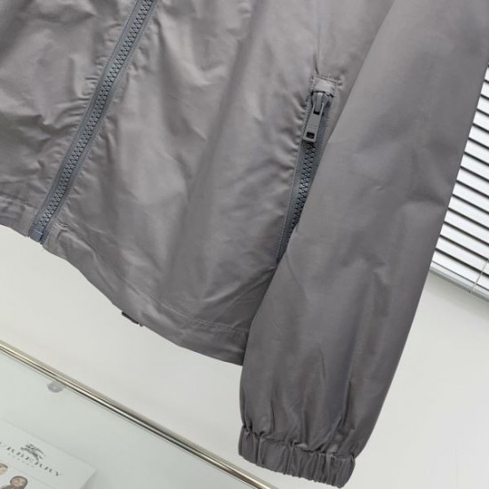 2024FW PRADA プラダ 手持ち在庫あり海外セレブ愛用 コート 2024FW PRADA プラダ 手持ち在庫あり海外セレブ愛用 コート