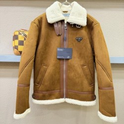 2024FW PRADA プラダ カジュアルさも強めなアイテム コート